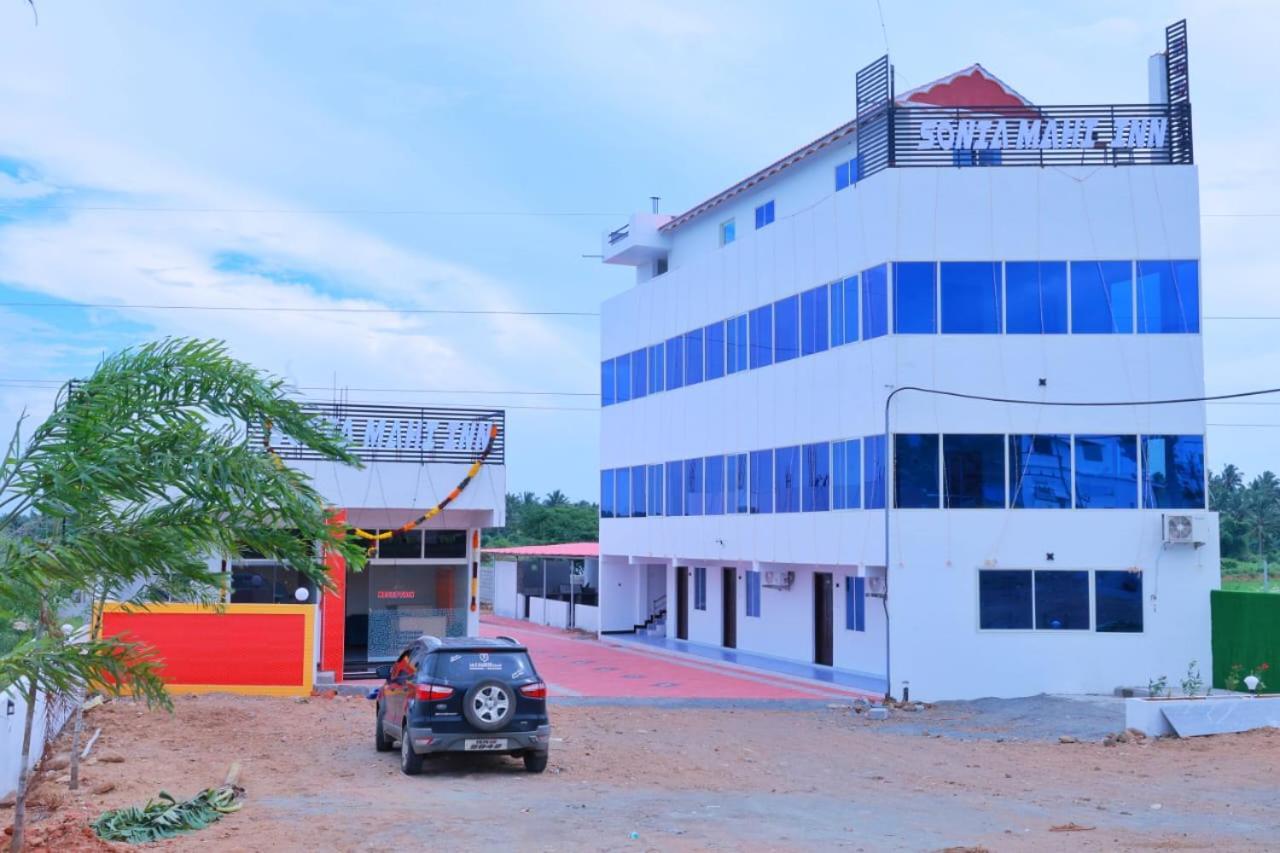 Hotel Sonia Mahi Inn Komoryn Zewnętrze zdjęcie
