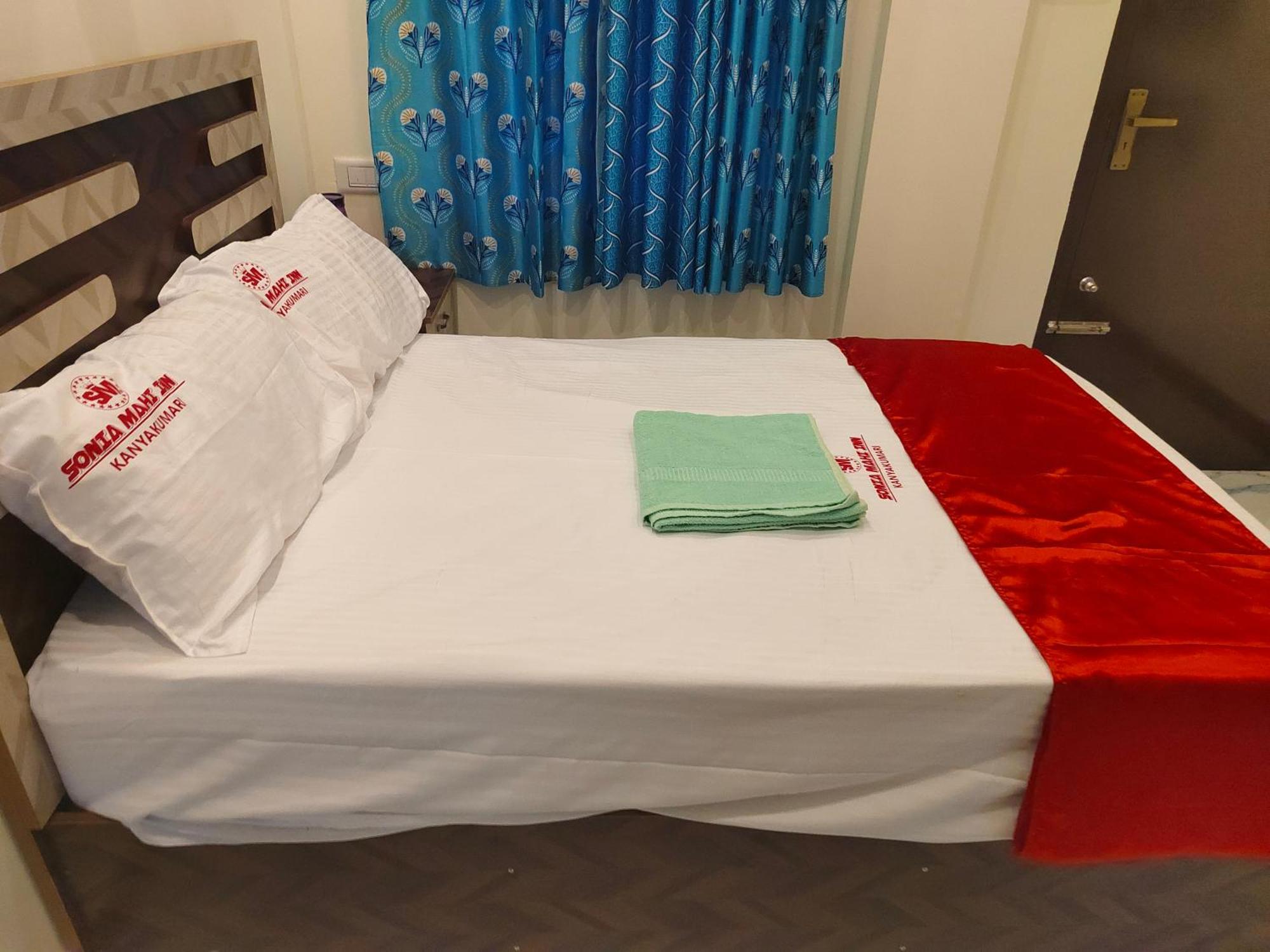 Hotel Sonia Mahi Inn Komoryn Zewnętrze zdjęcie